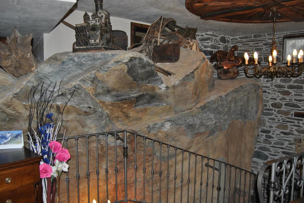 Casa Vacanza La Rocca Chiesa in Valmalenco Exteriör bild