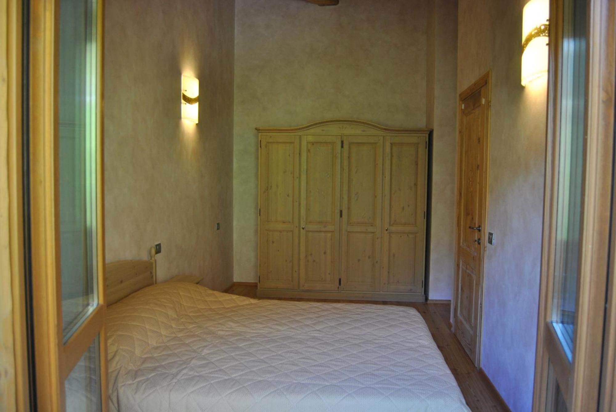 Casa Vacanza La Rocca Chiesa in Valmalenco Exteriör bild