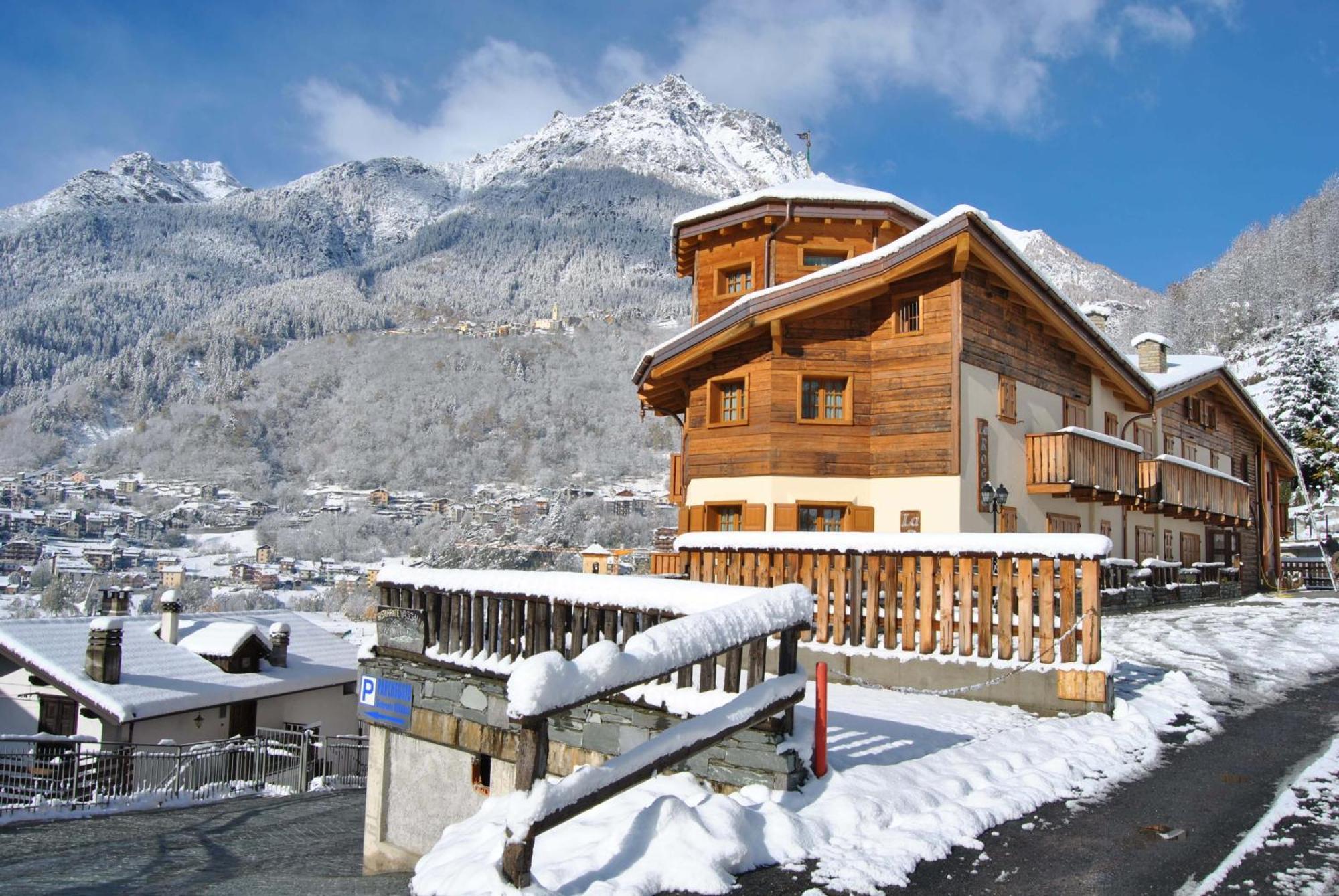 Casa Vacanza La Rocca Chiesa in Valmalenco Exteriör bild