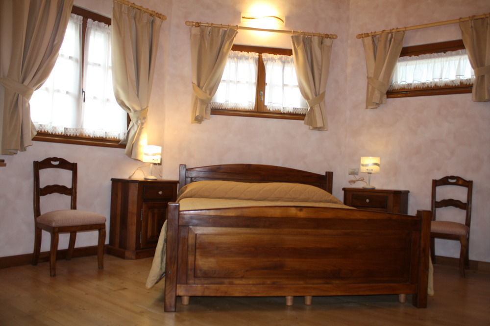 Casa Vacanza La Rocca Chiesa in Valmalenco Exteriör bild